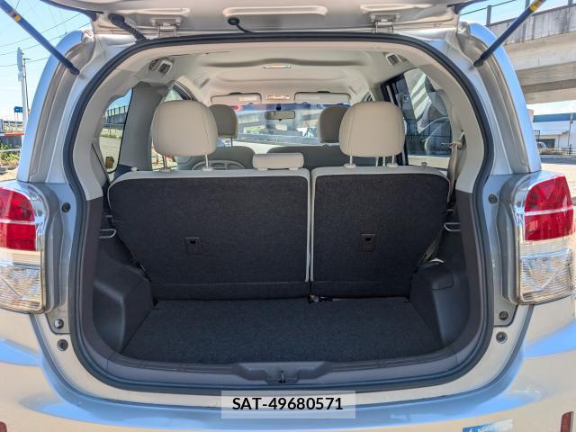 Toyota SPADE 2013-09 8551951-16