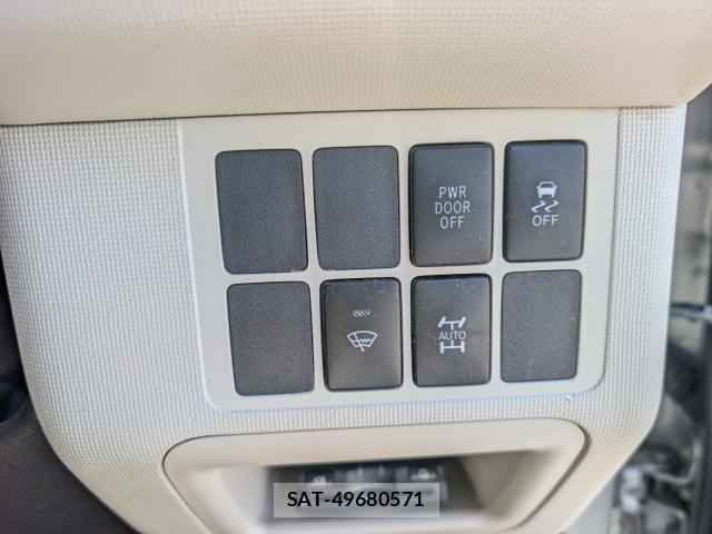 Toyota SPADE 2013-09 8551951-18