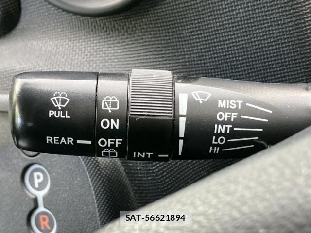 Toyota SPADE 2016-03 8552424-15