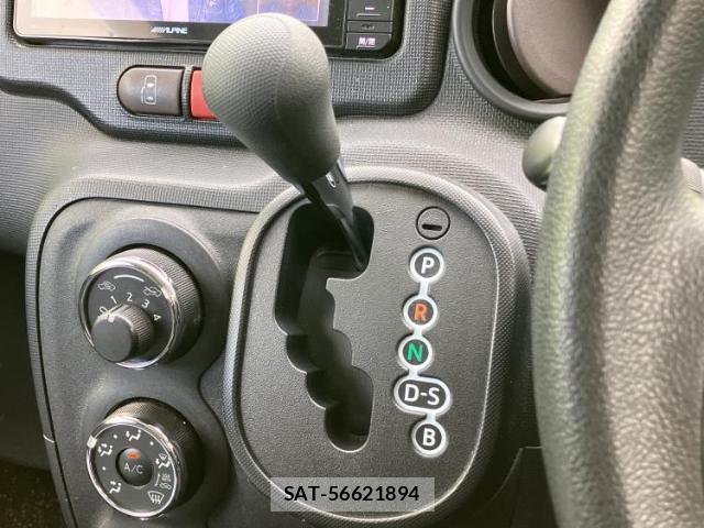 Toyota SPADE 2016-03 8552424-16