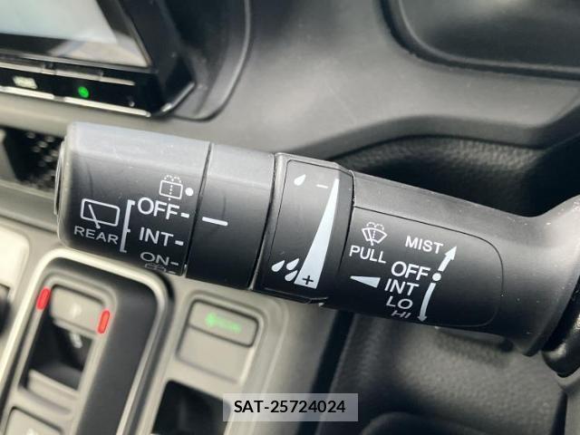 Honda e 2025-11 8546166-15