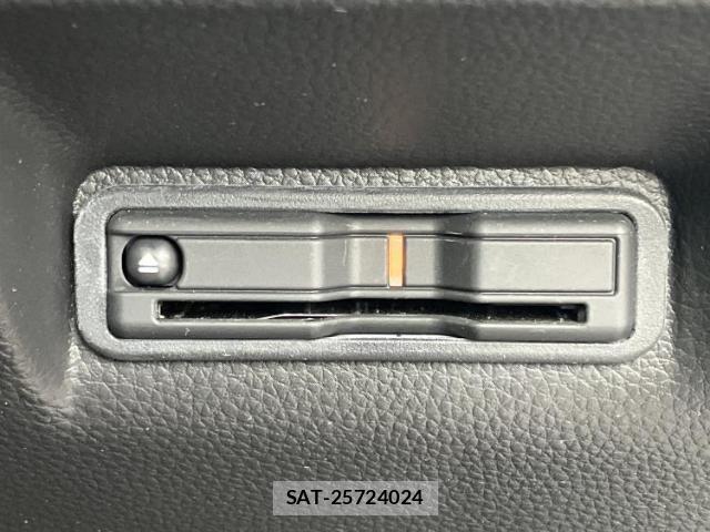 Honda e 2025-11 8546166-17
