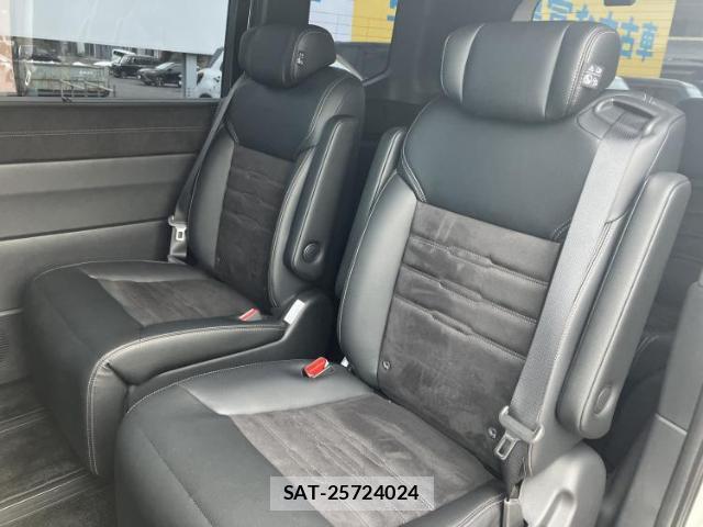 Honda e 2025-11 8546166-7