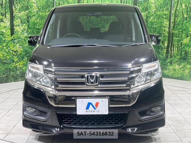 Honda e 2014-02 8548082-14