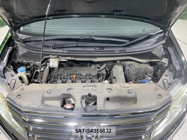 Honda e 2014-02 8548082-17
