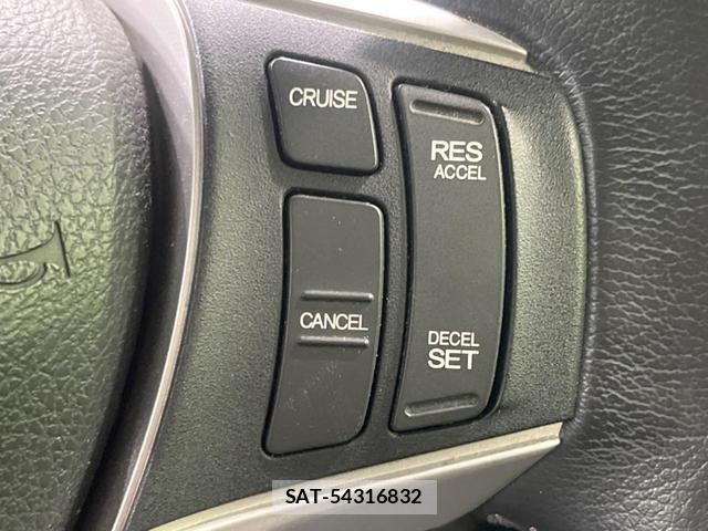 Honda e 2014-02 8548082-6