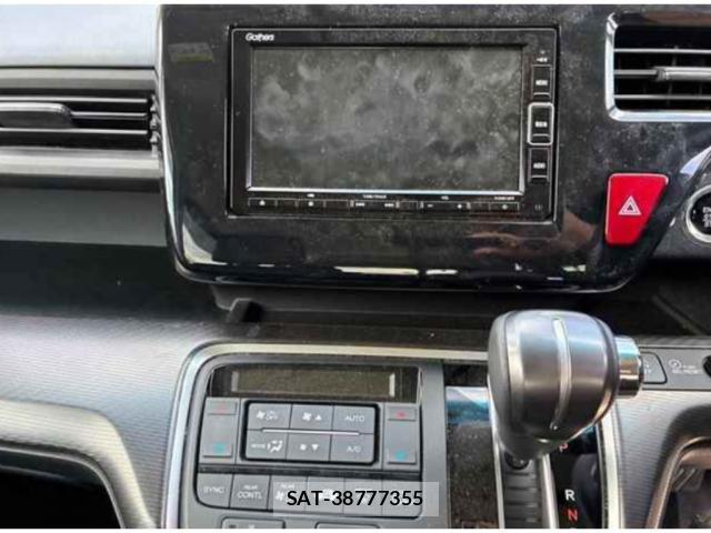 Honda e 2022-01 8548170-2