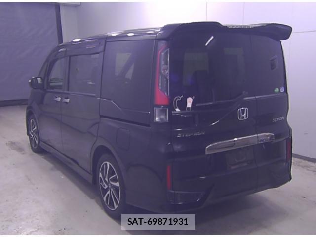 Honda e 2015-07 8548286-1