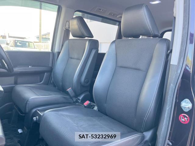 Honda e 2012-05 8549938-8