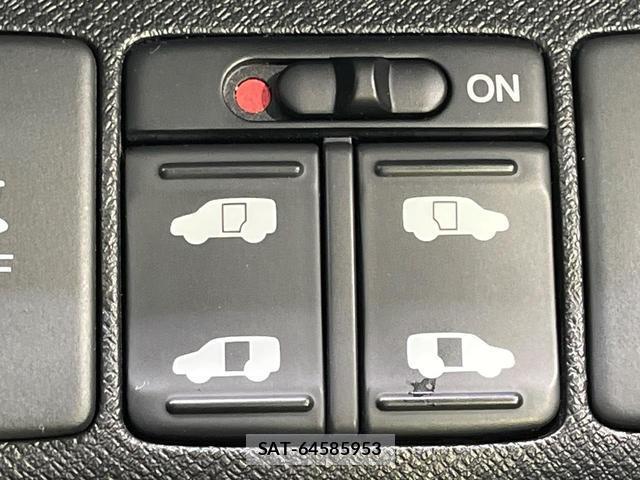 Honda e 2014-03 8549972-5