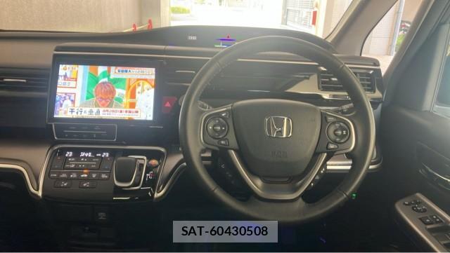 Honda e 2019-05 8550313-16