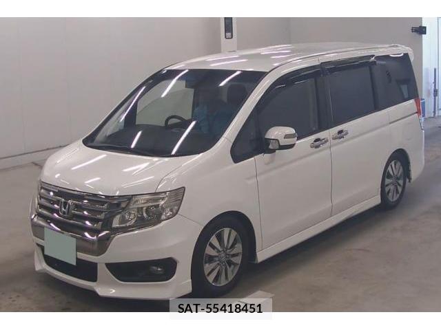Honda e 2013-10 8550593-1
