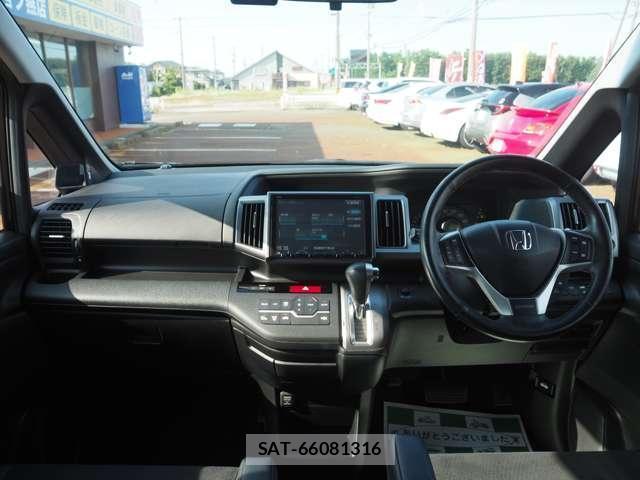 Honda e 2013-07 8551138-1