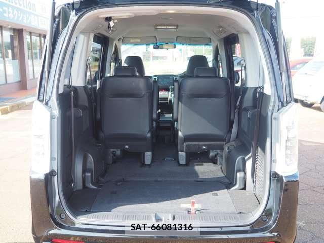 Honda e 2013-07 8551138-11