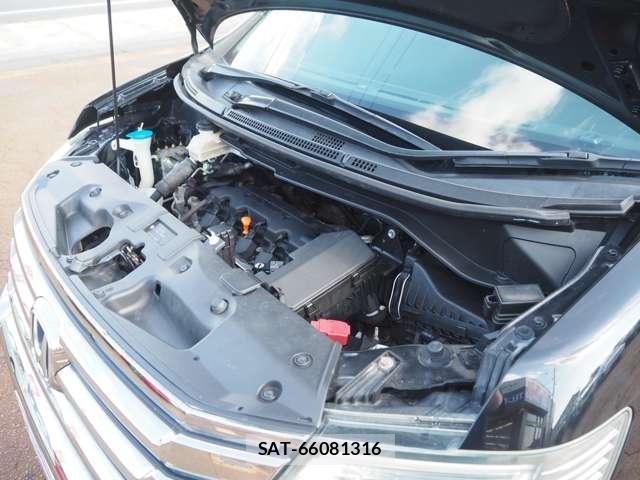 Honda e 2013-07 8551138-19