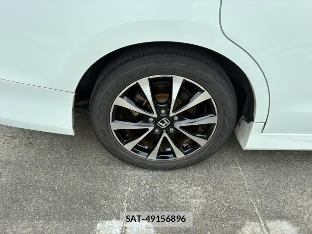 Honda e 2014-01 8551209-13