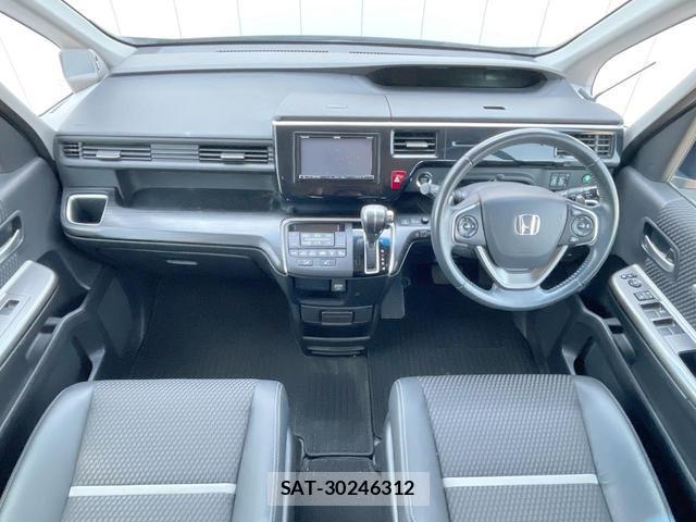 Honda e 2016-02 8551318-1