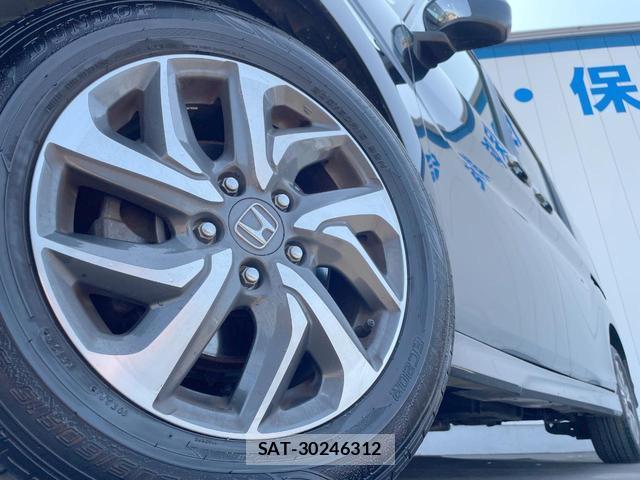 Honda e 2016-02 8551318-13