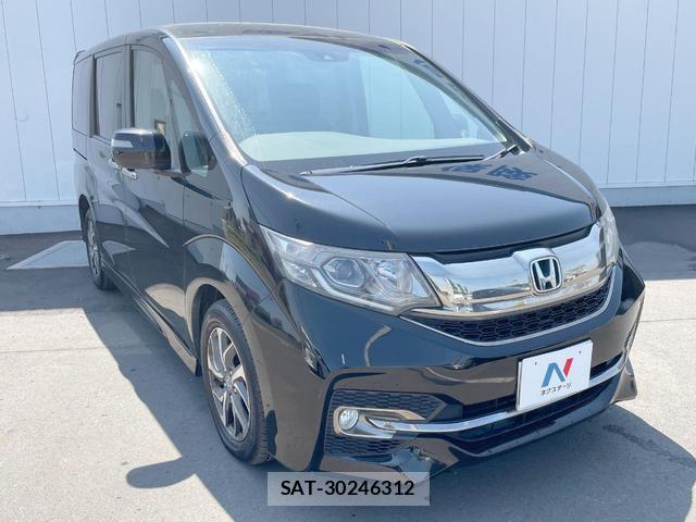 Honda e 2016-02 8551318-16