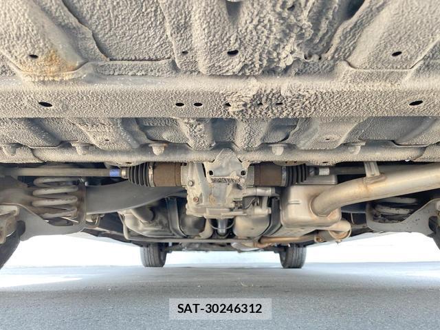 Honda e 2016-02 8551318-19