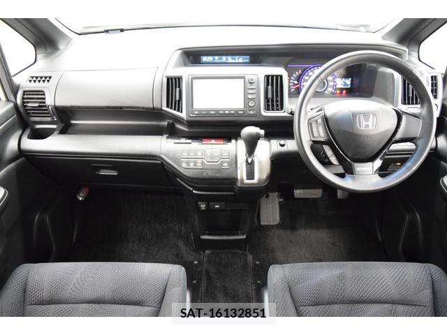 Honda e 2009-12 8551319-10