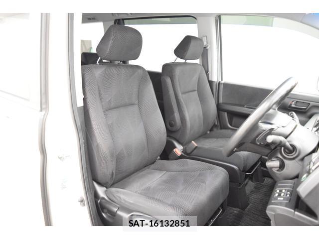 Honda e 2009-12 8551319-17