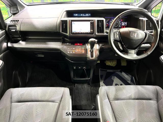 Honda e 2012-01 8551899-1