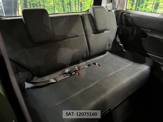 Honda e 2012-01 8551899-10