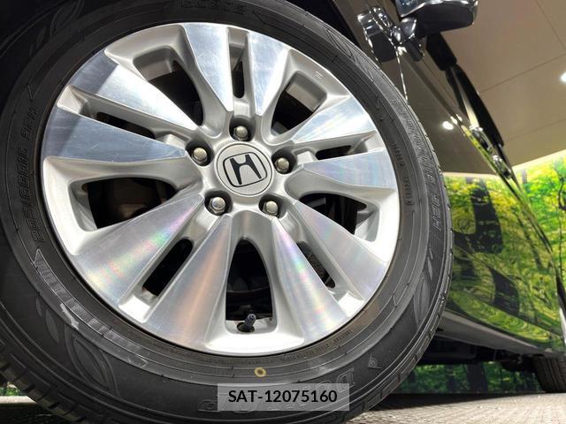 Honda e 2012-01 8551899-13