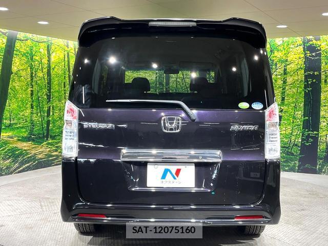 Honda e 2012-01 8551899-15