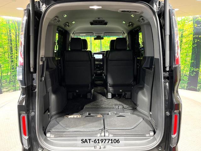 Honda e 2019-03 8551900-10