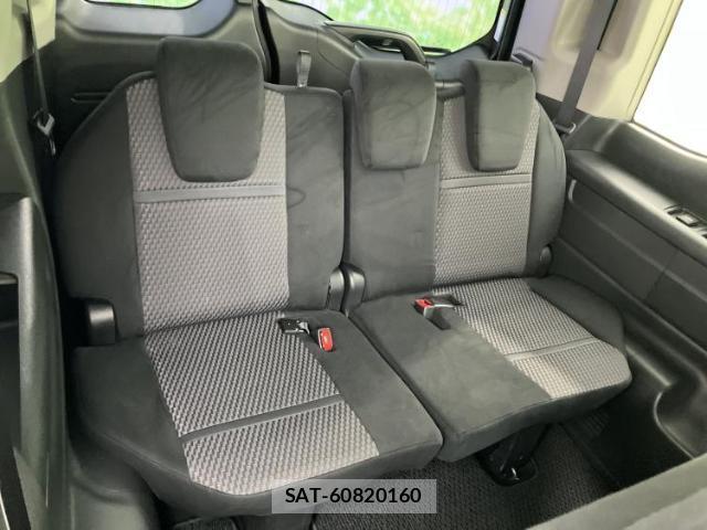 Honda e 2016-10 8552339-5