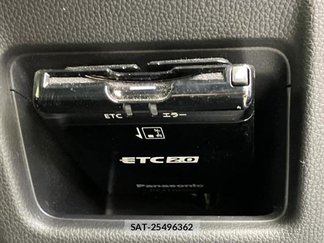Honda e 2015-06 8552636-17