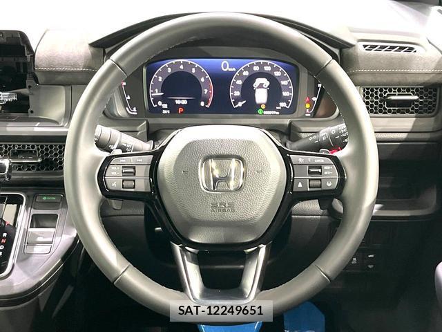 Honda e 2026-07 8545386-12