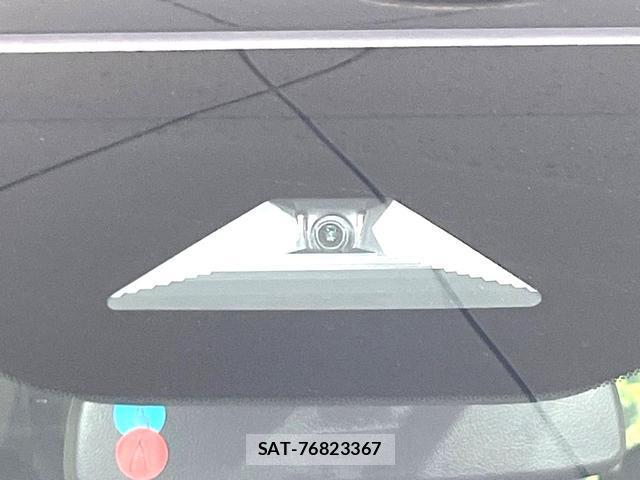 Honda e 2023-10 8545393-5