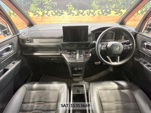 Honda e 2024-02 8545695-1