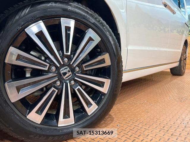 Honda e 2024-02 8545695-13