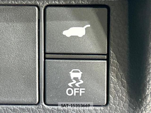 Honda e 2024-02 8545695-6