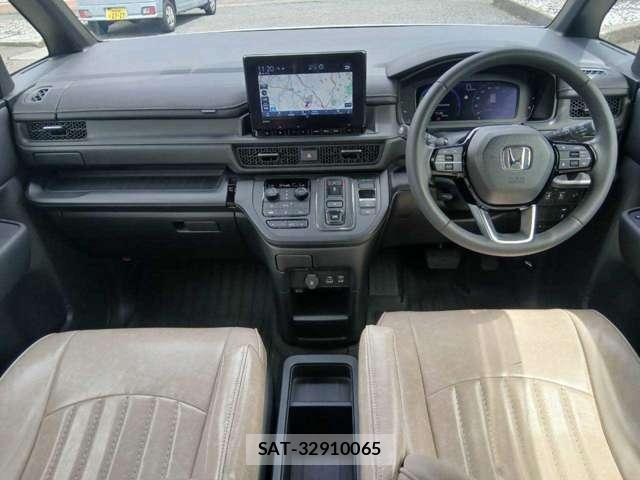 Honda e 2022-06 8545745-11