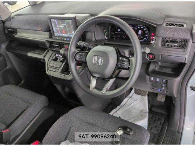 Honda e 2022-08 8548106-2