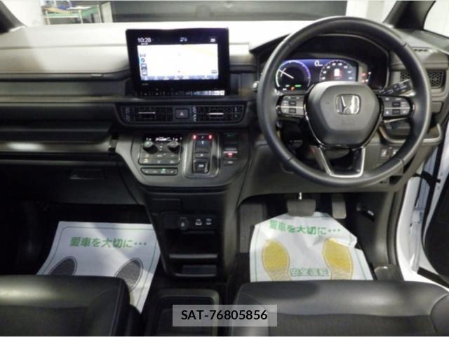 Honda e 2024-06 8548399-2