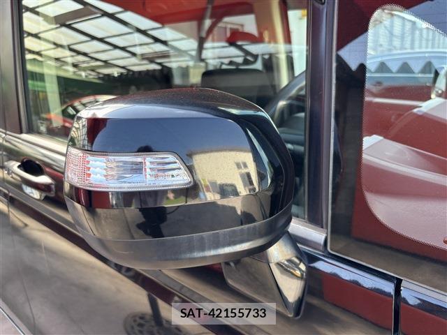 Honda e 2011-08 8548555-15