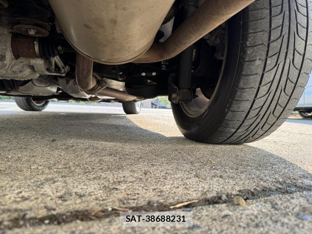 Honda e 2009-03 8548705-11