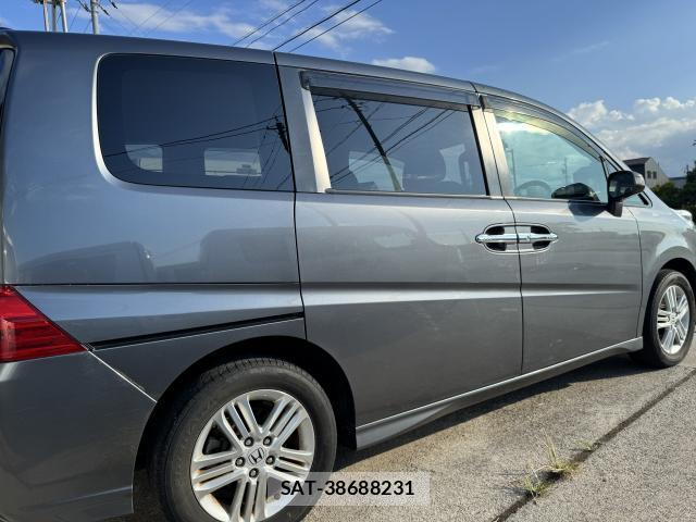 Honda e 2009-03 8548705-4