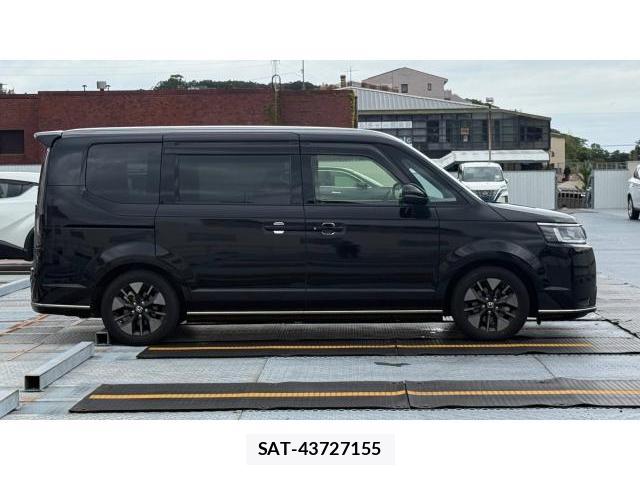 Honda e 2024-10 8548932-16