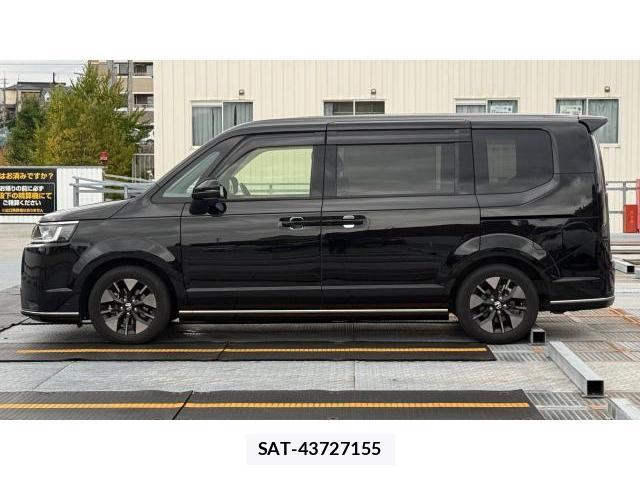 Honda e 2024-10 8548932-3