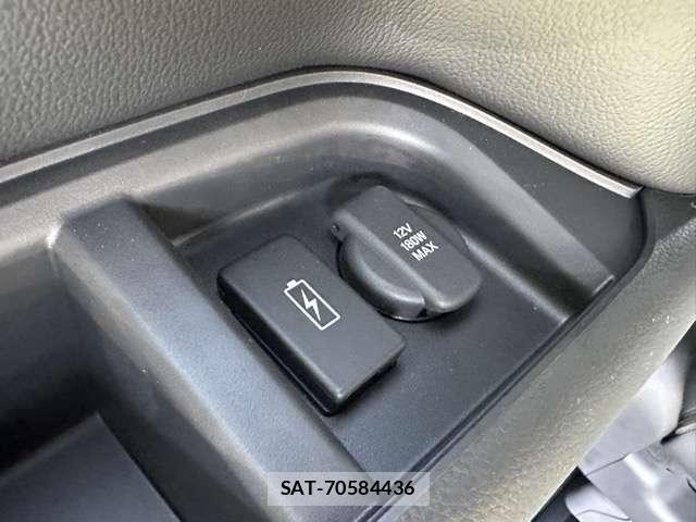 Honda e 2026-04 8549076-17