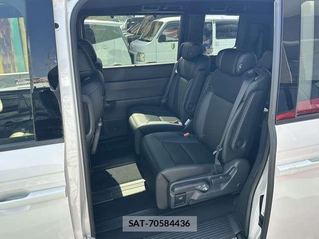 Honda e 2026-04 8549076-5