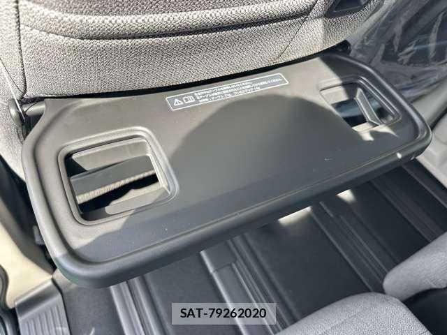 Honda e 2026-07 8549129-9
