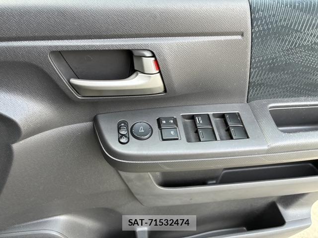 Honda e 2013-09 8549547-17